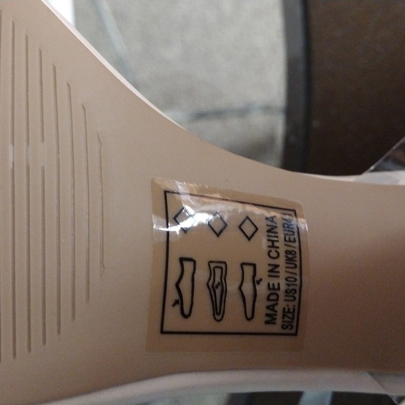 NIB Qupid Homecoming Clear strap heel size 10 - Picture 4 of 10
